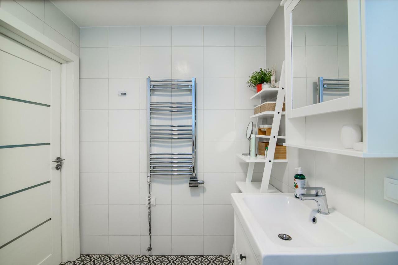 #Stayhere - Comfy & Stylish Studio With Green Patio Close To Old Town วิลนีอุส ภายนอก รูปภาพ