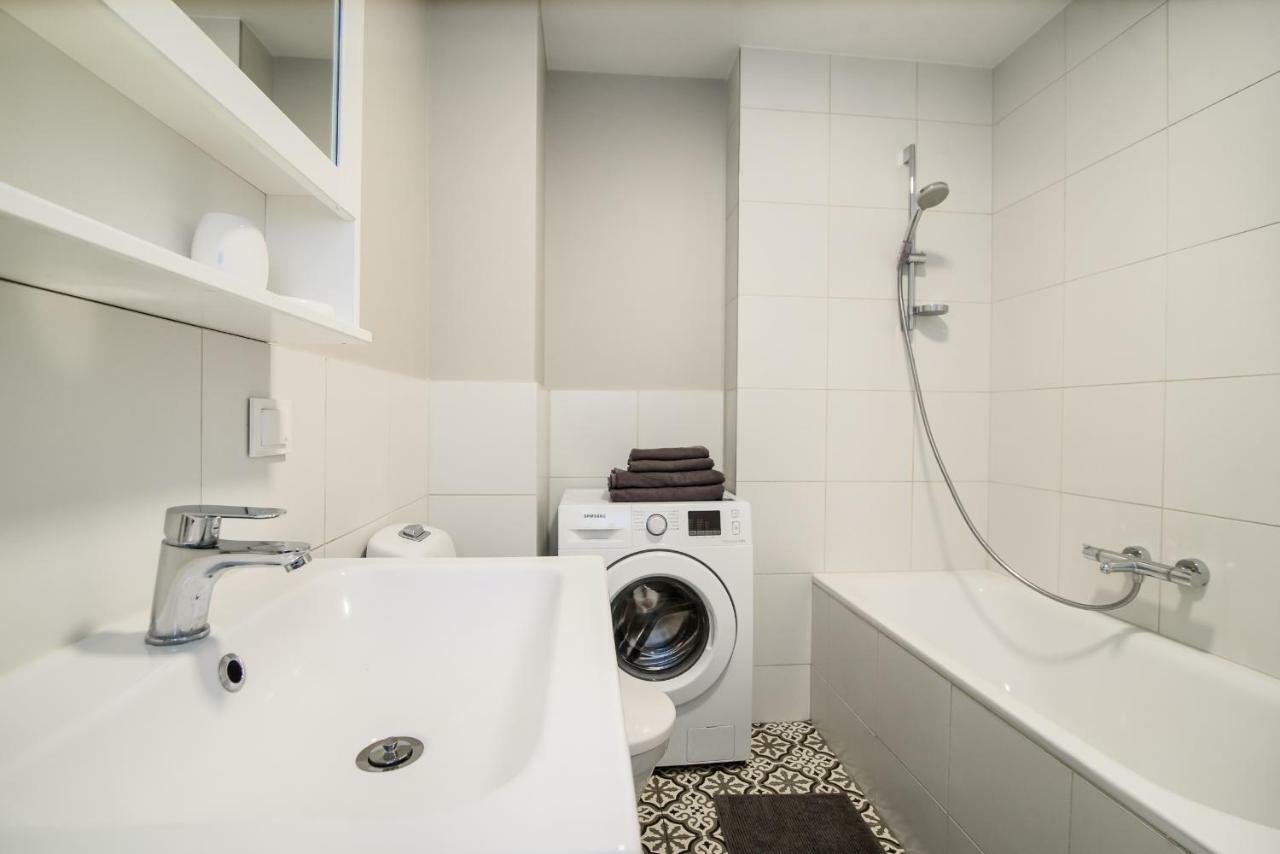 #Stayhere - Comfy & Stylish Studio With Green Patio Close To Old Town วิลนีอุส ภายนอก รูปภาพ
